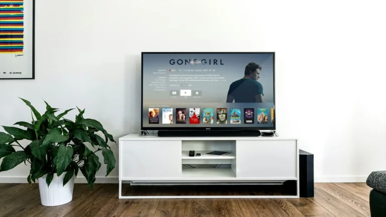 🧠 The Ultimate Guide to Next-Gen Entertainment – Smart TVs of 2025!